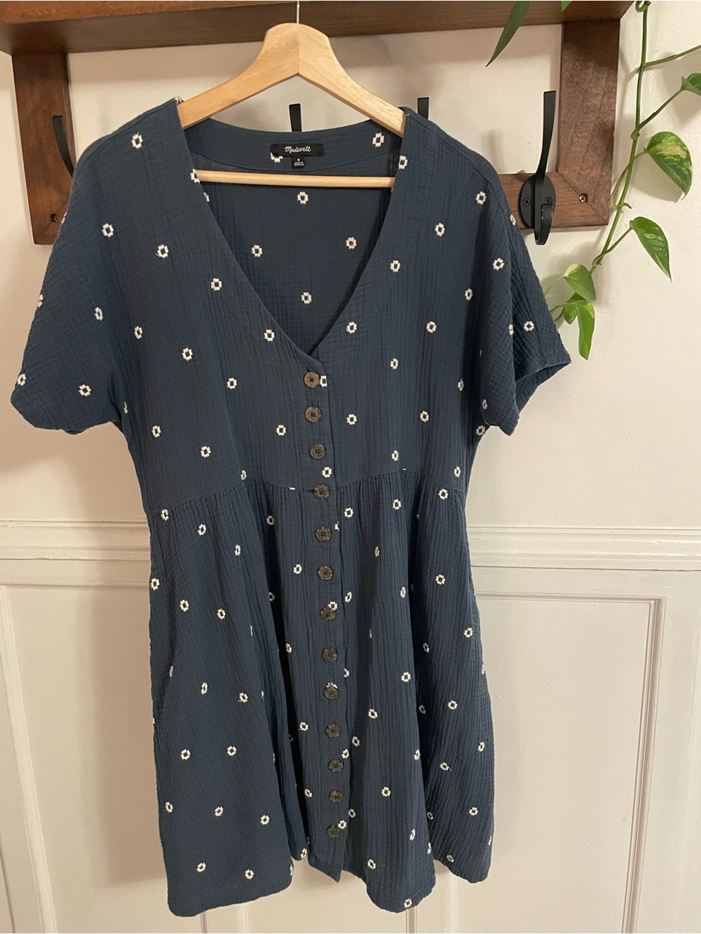 Madewell Women’s Navy Blue Button-Front Dress with Daisy Embroidery